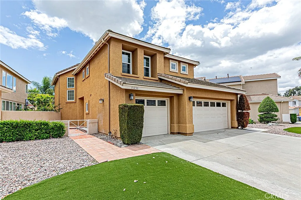 4 bed, 3.0 bath, 2532 sqft, $5,450 — Photo 1