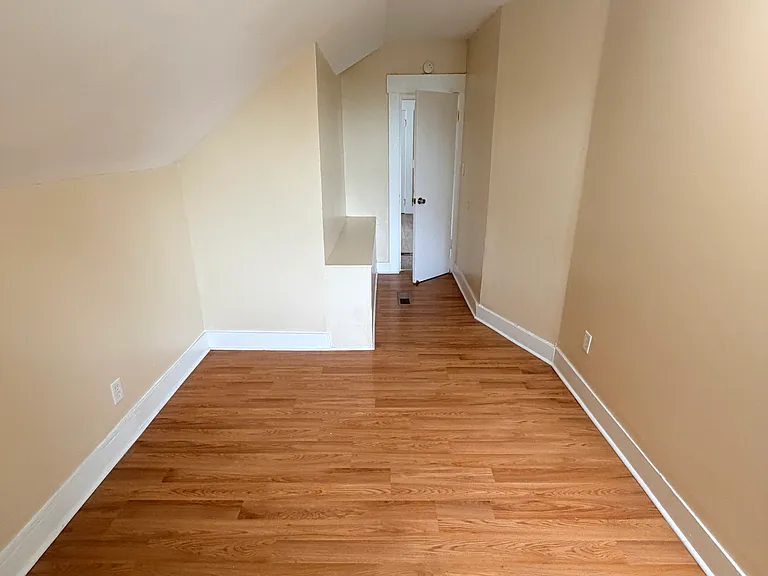 116 Sheffield Ave #3 — Photo 16