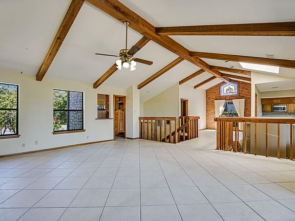 4th image of 5203 Doe Valley Ln