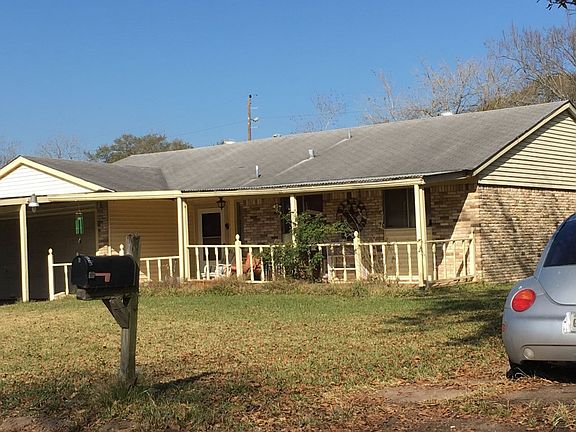 5th image of 17003 Woodburn Dr