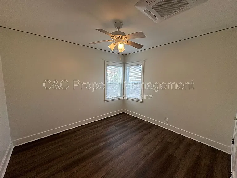 59 W Castle St — Photo 16