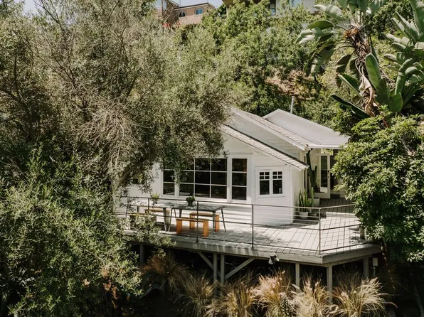 2307 Holly Dr, Los Angeles, CA 90068