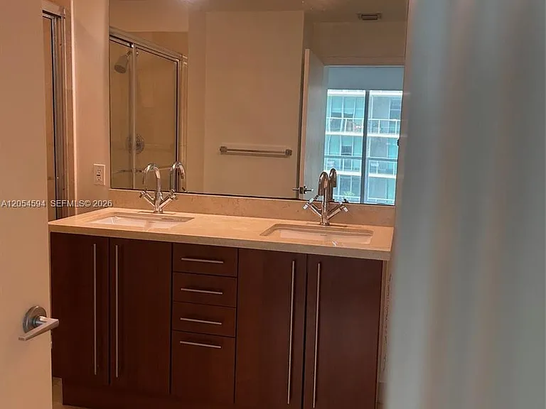1111 SW 1st Ave #3816 — Photo 9