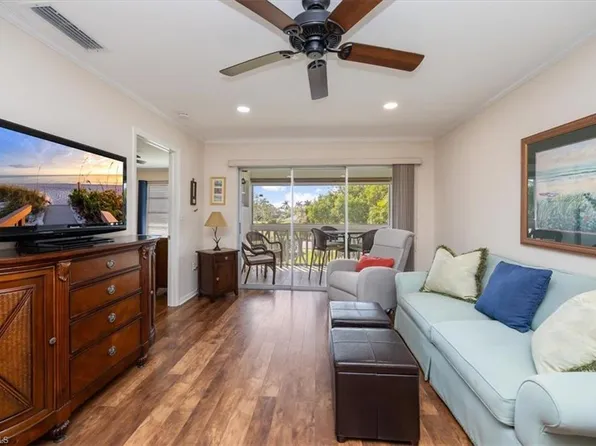 750 Mooring Line DR #208, NAPLES, FL 34102