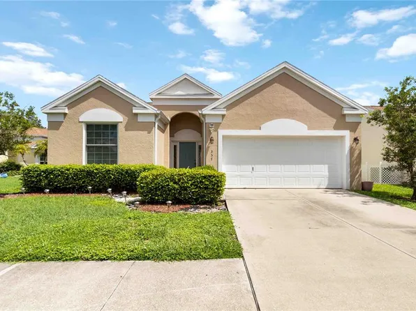 357 Fareham Dr, Venice, FL 34293