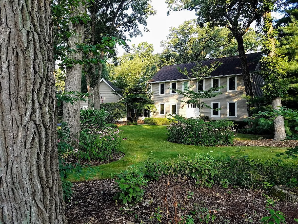 44W930 Deerpath Ln photo 1