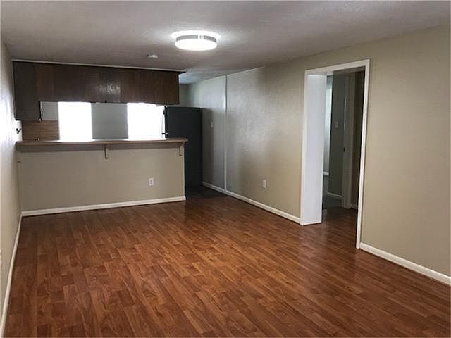 1st image of 214 E Hilburn St APT D