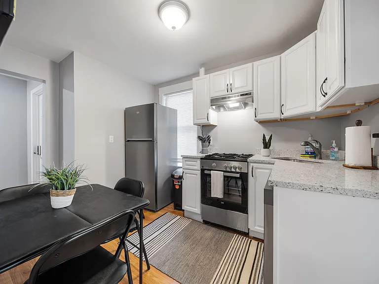 16 Mitchell St #2 — Photo 15