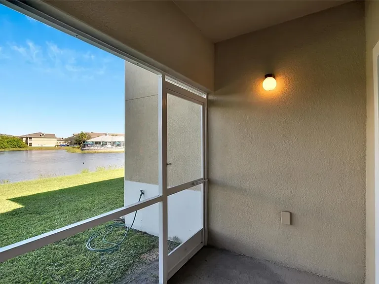 6421 Cypressdale Dr #101 — Photo 34