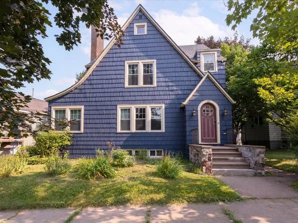 110 Pine St, Glenwood City, WI 54013