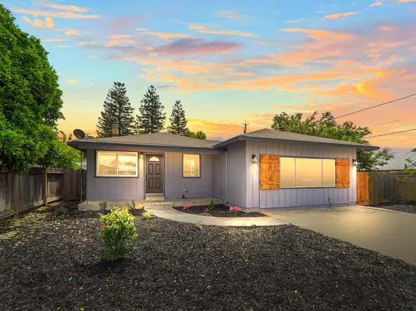 220 Prospect St, Ripon, CA 95366