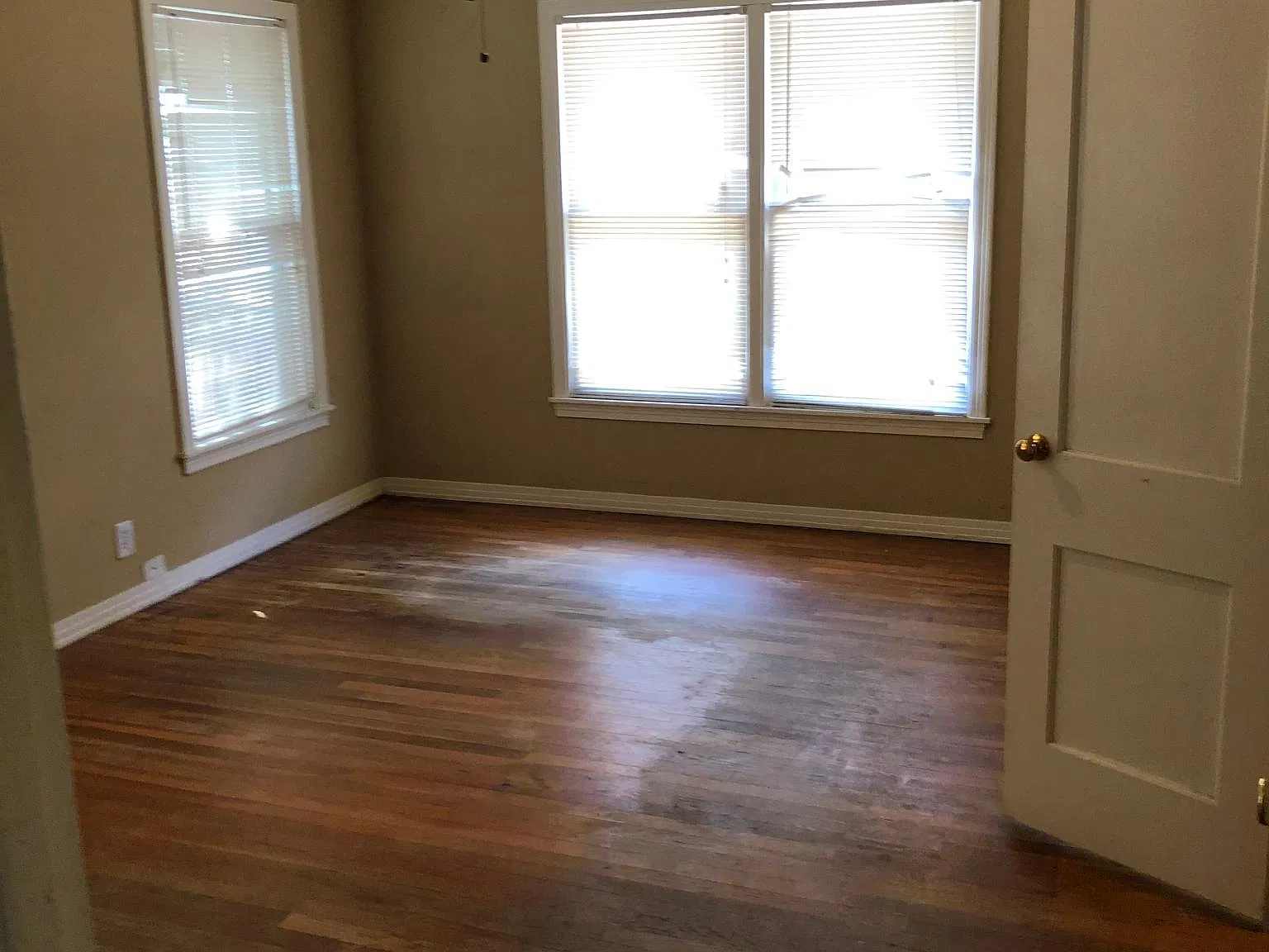 1008 N Madison St — Photo 4