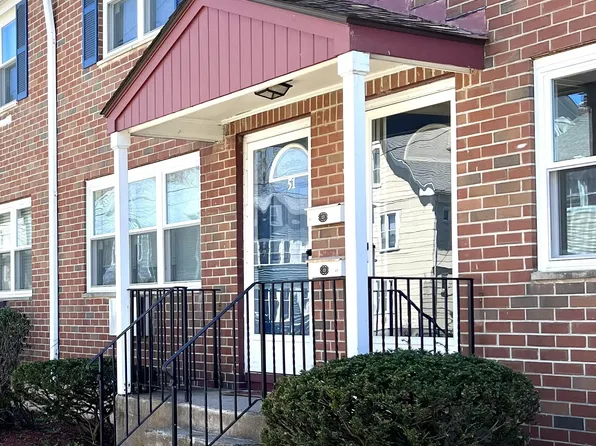 49 Saunders Street #49, East Hartford, CT 06108