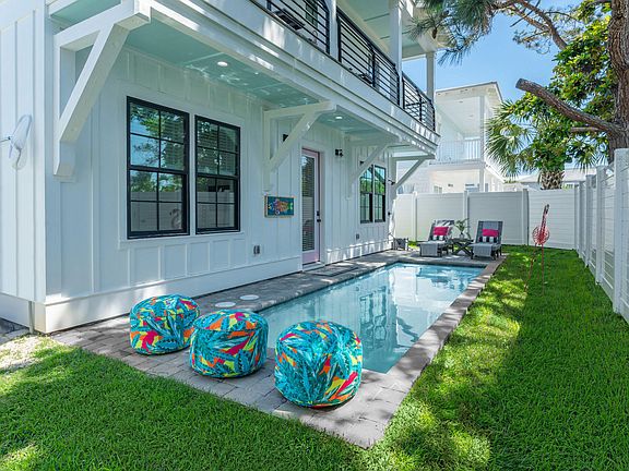 4th image of 74 Pompano St