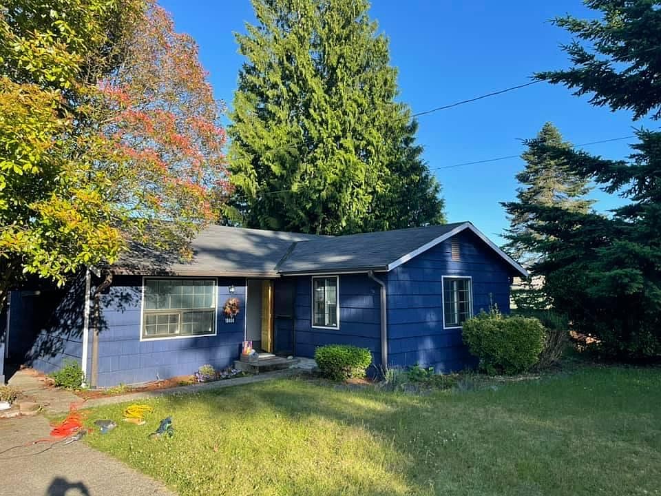 1st image of 19404 10th Ave S