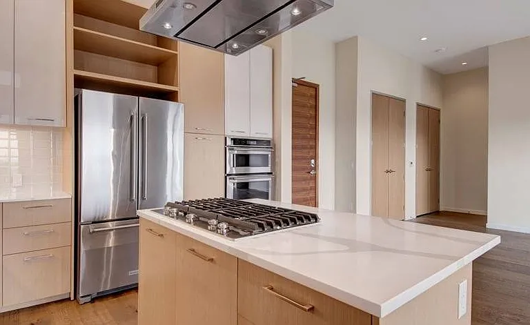 Heartline Apartments — Photo 14