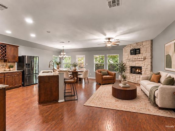 2nd image of 9624 Alex Ln