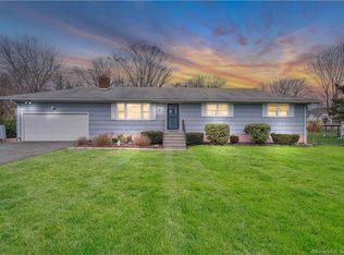 265 Holland Rd, Bridgeport, CT 06610