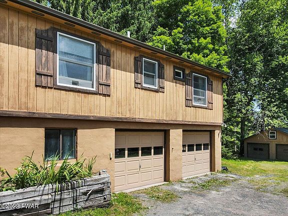 4th image of 6 Woodhill Ln