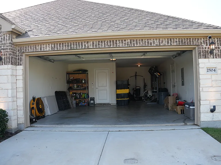 2504 Melrose Dr — Photo 31