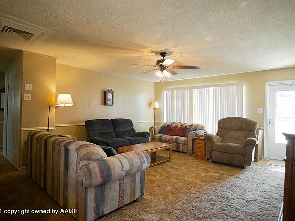 2nd image of 6020 Lilac Ln
