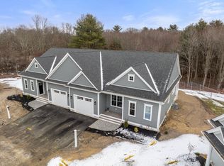 5 Damon Rd #13, Medfield, MA 02052