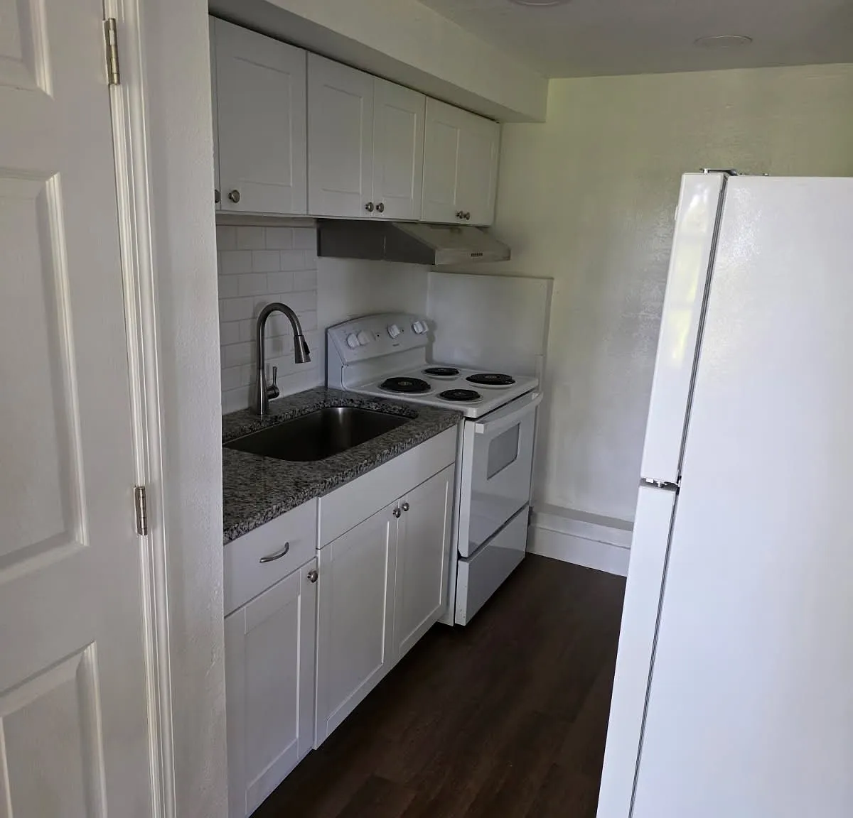 1 bed, 500 sqft, $1,200 — Photo 1