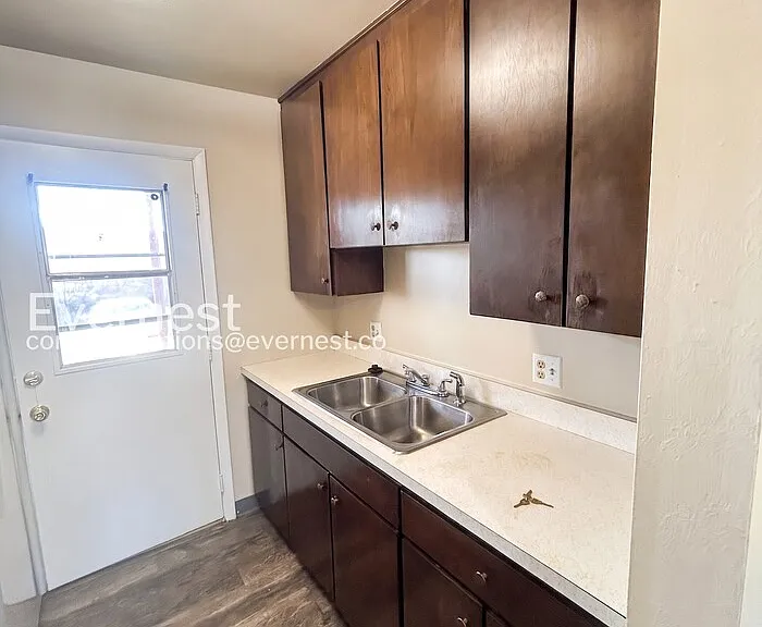 4311 N Chestnut St #2 — Photo 5