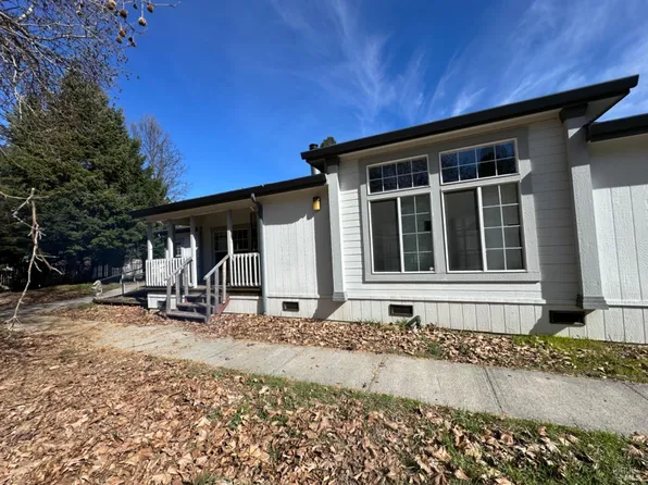 44151 Stump Road, Laytonville, CA 95454