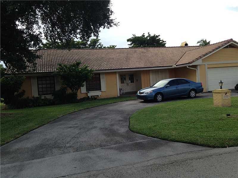 1st image of 18810 Wentworth Dr