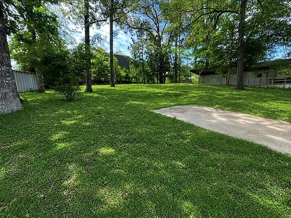 2nd image of 203 Wildbriar Dr