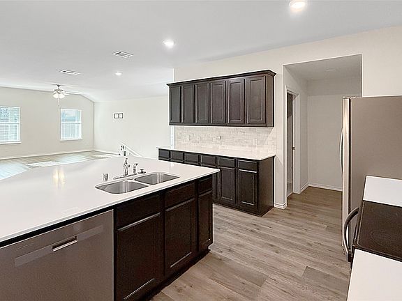 5th image of 1310 Sideboard Dr