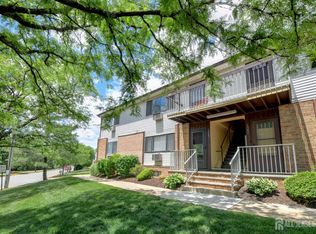 1303 Cricket Ln, Woodbridge, NJ 07095