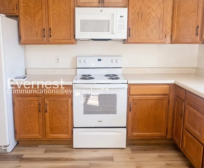 4930 Sprangler Dr — Photo 4