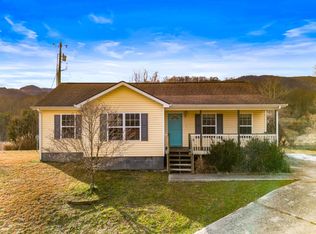 140 Hickory Ln, Middlesboro, KY 40965