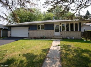 903 18th St, Zion, IL