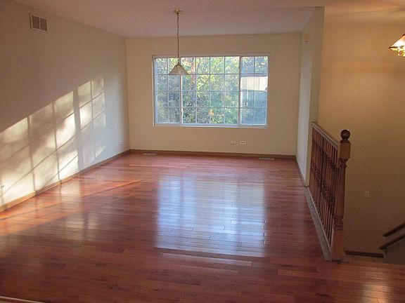 5th image of 2840 W Brooke Ave