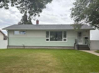 335 Central Ave S, Swift Current, SK S9H3G4