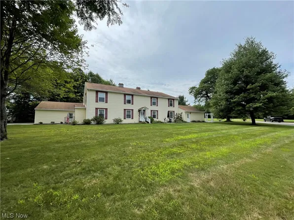 571 Heritage Sq, Jefferson, OH 44047