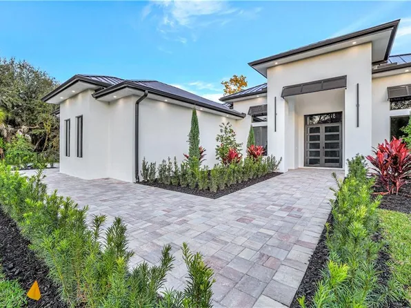 264 13TH ST NW, NAPLES, FL 34120