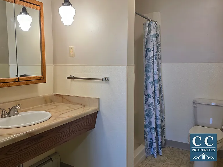 200 Country Club Ln #2 — Photo 4