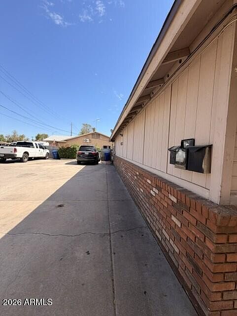 2nd image of 443 E 8th Avenue