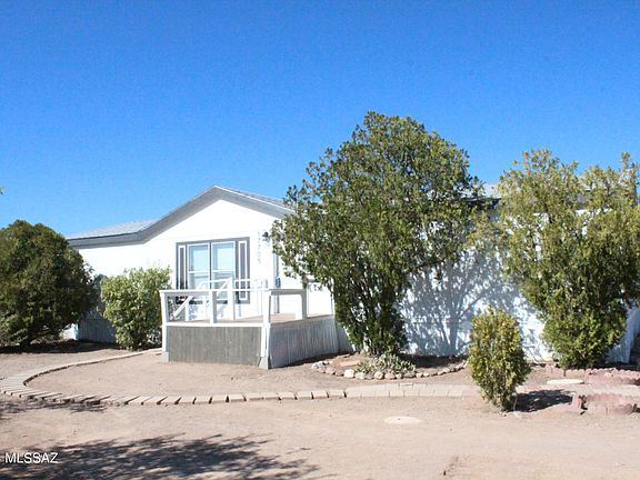 3rd image of 17705 W Chinle Pl