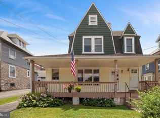 1027 Maple Ave, Sharon Hill, PA 19079