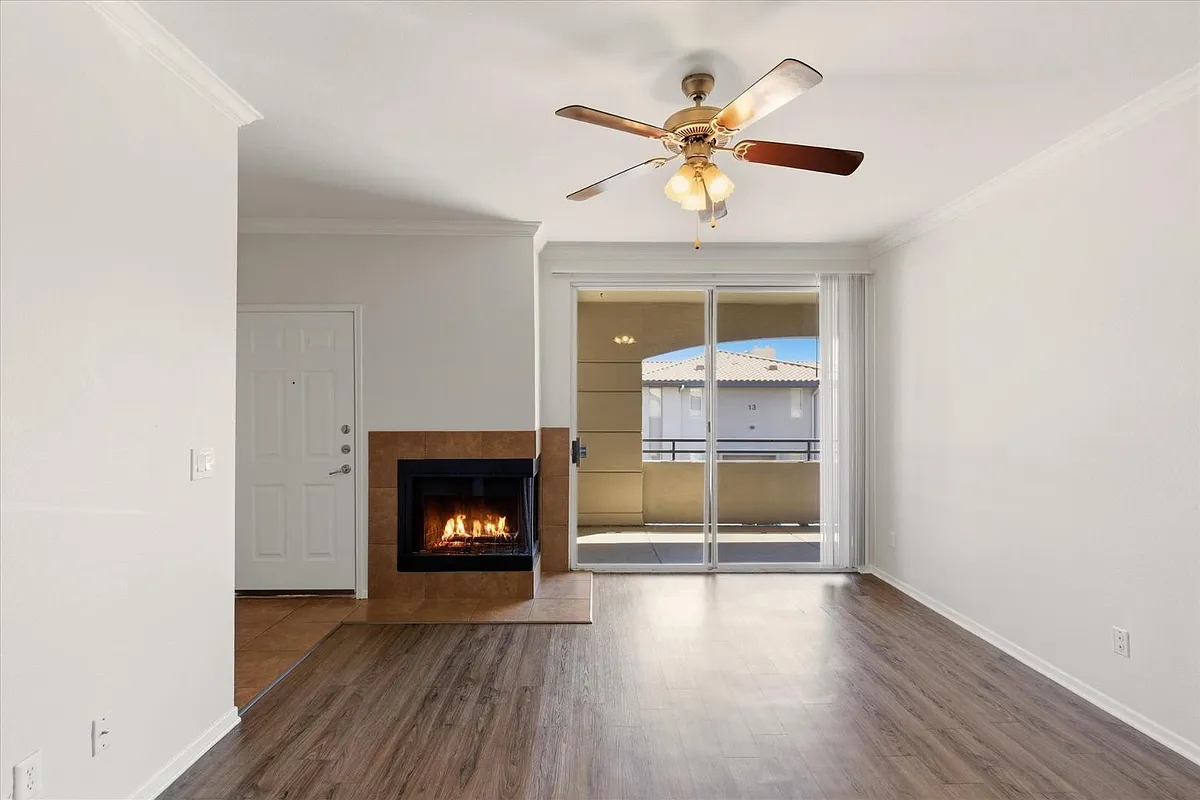 Building Photo - 7009 E Acoma Dr #2038