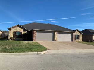 3402 Canyon Xing, Gatesville, TX 76528