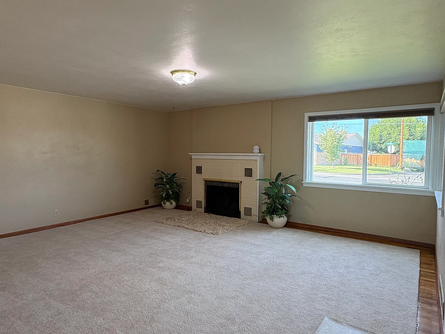 501 W Grandview Avenue — Photo 4