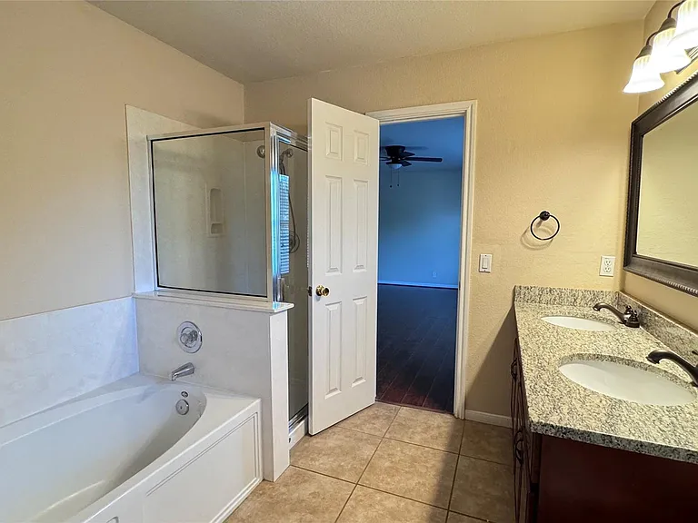 2211 Bent Bow Dr — Photo 25