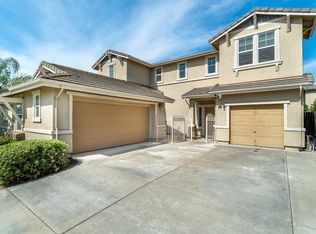 10246 Gilliam Dr, Elk Grove, CA 95757
