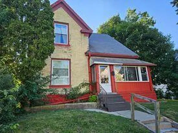 240 Howland AVENUE, Racine, WI 53404